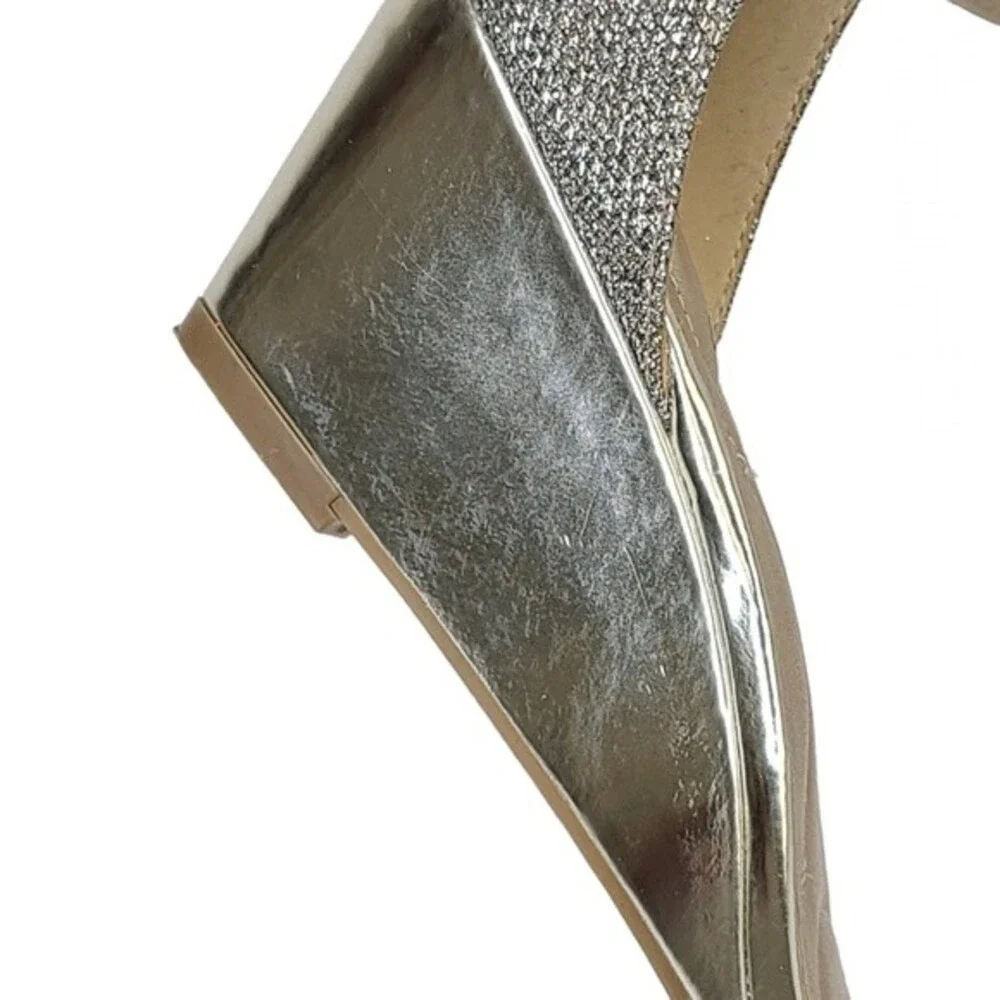 Bandolino Omira Silver Gold Wedges 6.5